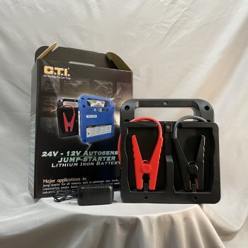 智慧型自動檢測12V-24V緊急啟動器